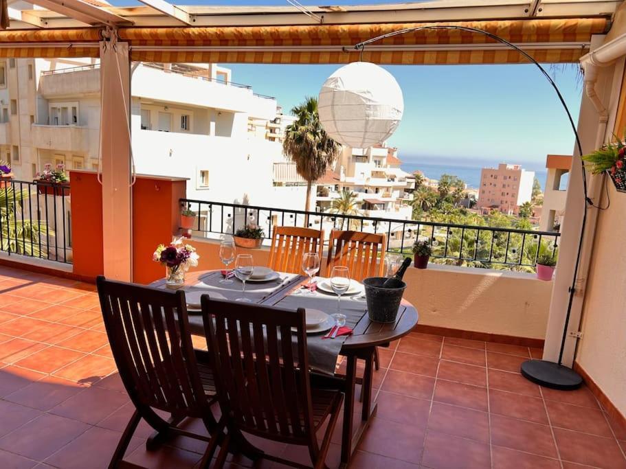 Benalmadena Costa Malaga Apartamento Muy Acogedor Con Vistas Al Mar Terraza Gigante Para Verano E Invierno Parking Екстериор снимка