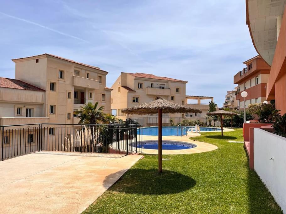 Benalmadena Costa Malaga Apartamento Muy Acogedor Con Vistas Al Mar Terraza Gigante Para Verano E Invierno Parking Екстериор снимка